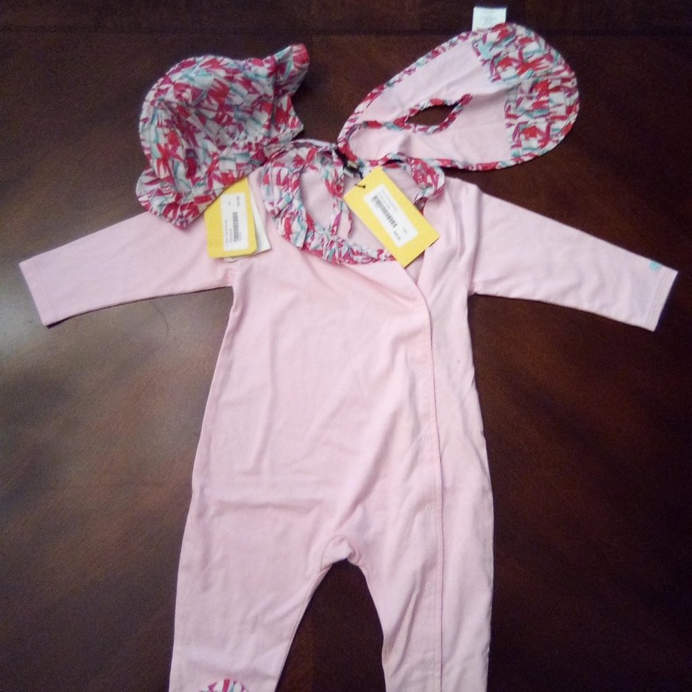 Kenzo Paris Baby Girl Footie, Bib and Sunhat Set